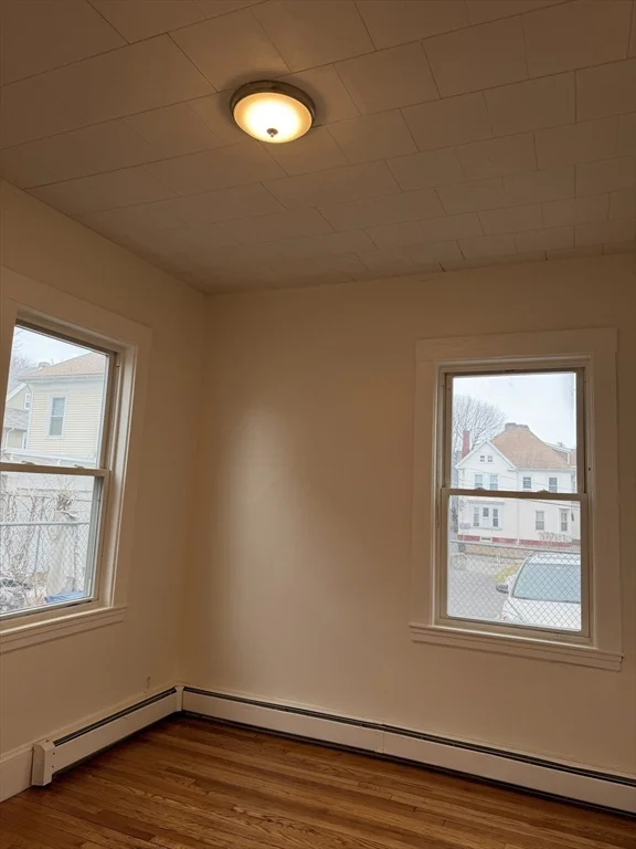 3 bed, 1 bath apartment for rent at 229 Jackson St Unit 1, Lawrence — photo 10 of 22
