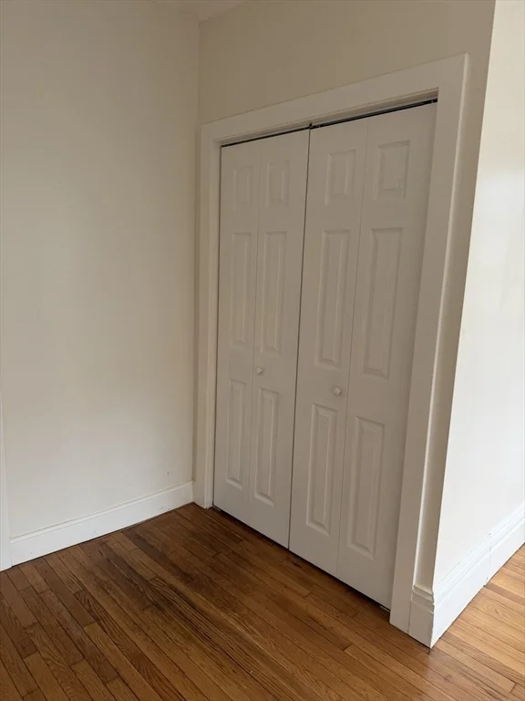 3 bed, 1 bath apartment for rent at 229 Jackson St Unit 1, Lawrence — photo 15 of 22