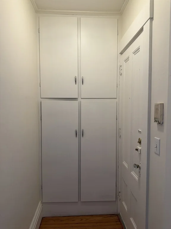 3 bed, 1 bath apartment for rent at 229 Jackson St Unit 1, Lawrence — photo 4 of 22