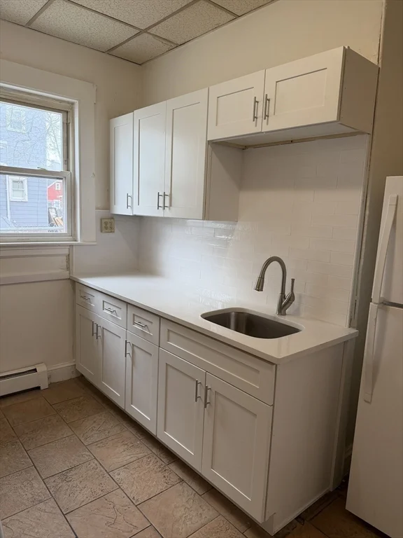3 bed, 1 bath apartment for rent at 229 Jackson St Unit 1, Lawrence — photo 5 of 22