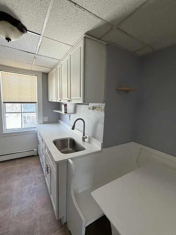 1 bed, 1 bath apartment for rent at 229 Jackson St Unit 2nd Fl Rear, Lawrence — photo 4 of 14