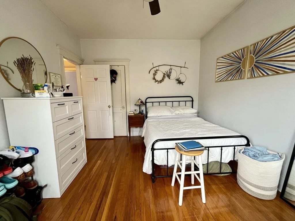 2 bed, 1 bath apartment for rent at 229 Kelton St Unit 5, Brighton — photo 8 of 13