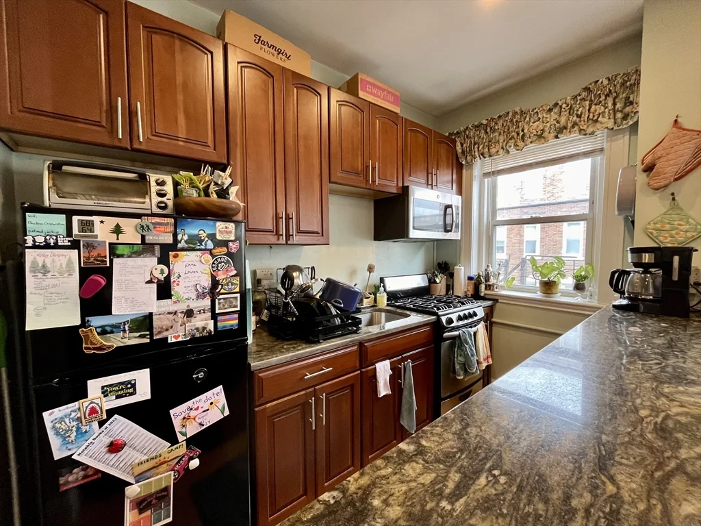 2 bed, 1 bath apartment for rent at 229 Kelton St Unit 5, Brighton — photo 4 of 13