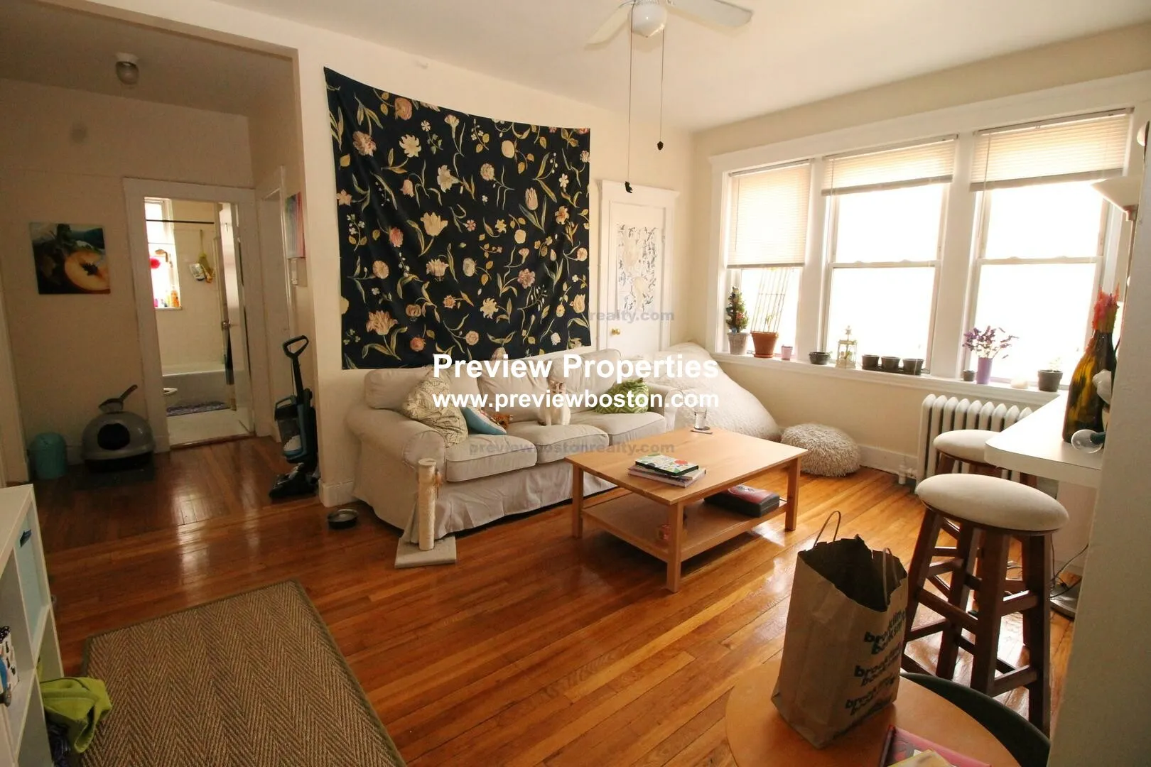 2 bed, 1 bath apartment for rent at 229 Kelton St Unit 7, Brighton — photo 3 of 8