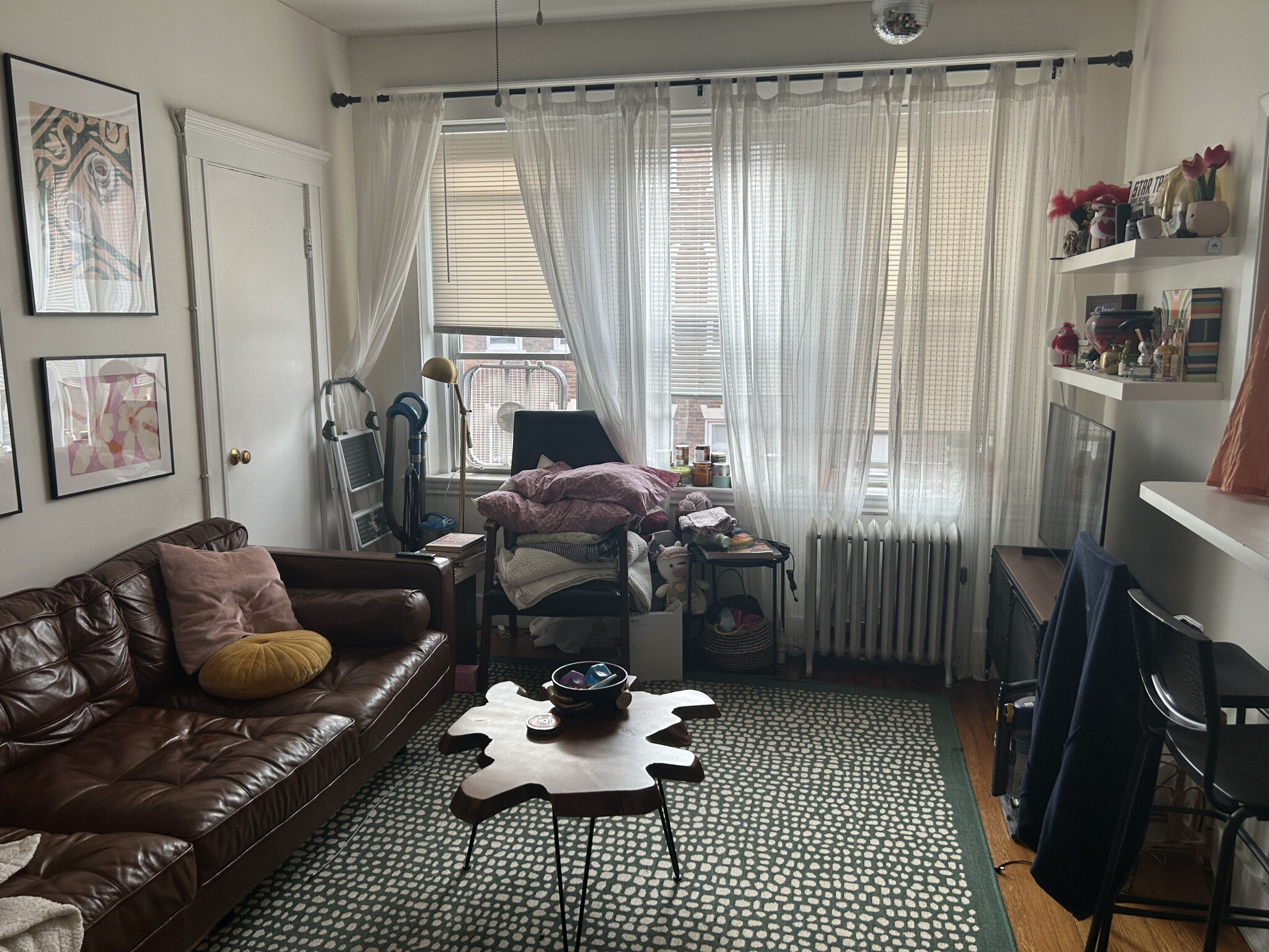 2 bed, 1 bath apartment for rent at 229 Kelton St Unit 7D, Allston — photo 5 of 14