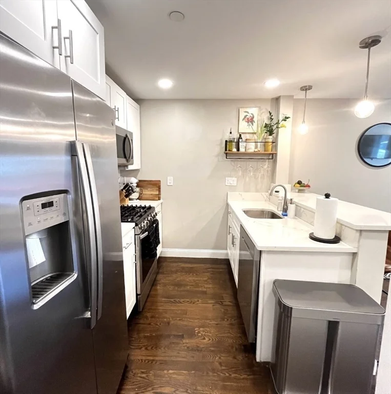 2 bed, 2 bath apartment for rent at 229 Maverick Unit 1, East Boston — photo 6 of 20