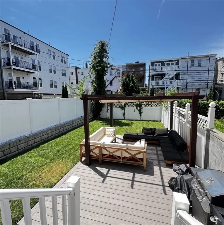 2 bed, 2 bath apartment for rent at 229 Maverick Unit 1, East Boston — photo 3 of 20