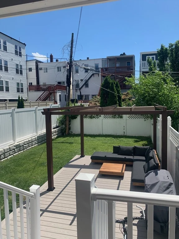 2 bed, 2 bath apartment for rent at 229 Maverick Unit 1, East Boston — photo 2 of 20