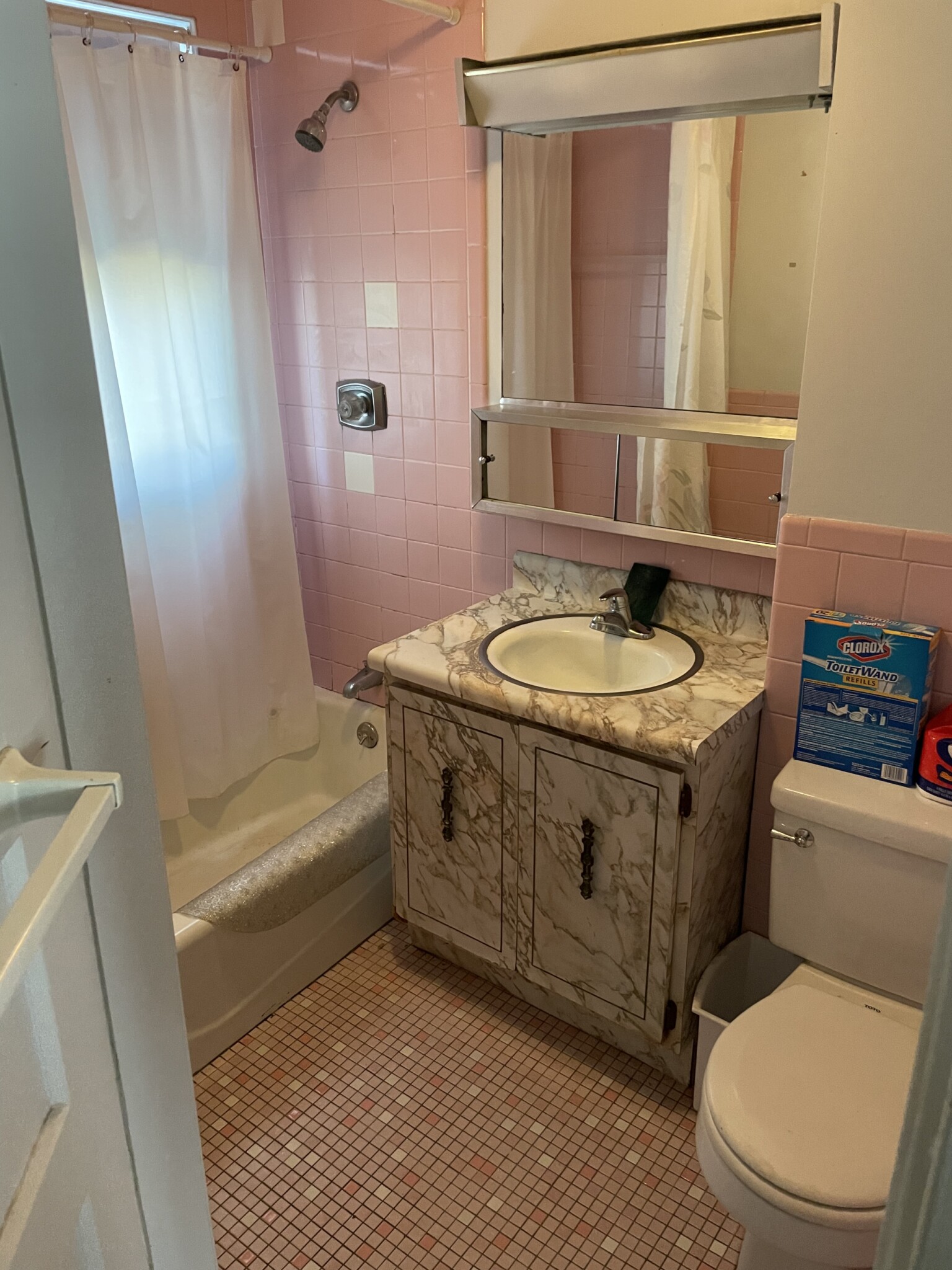 2 bed, 1 bath apartment for rent at 229 River St Unit 1, West Newton — photo 6 of 11