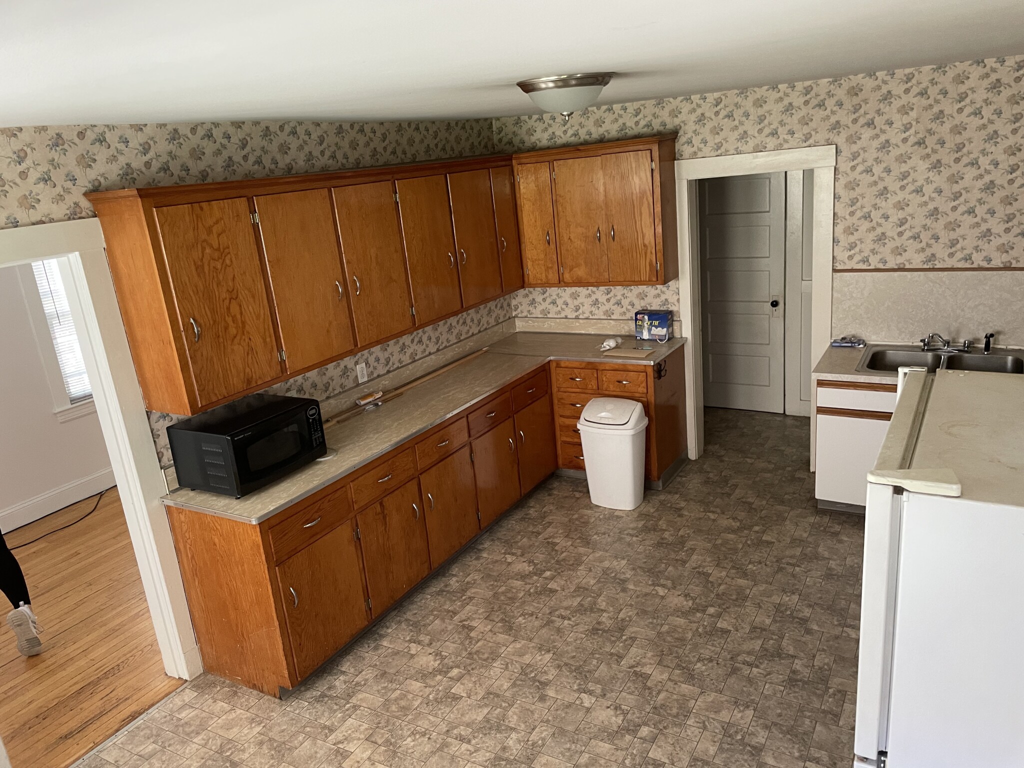 2 bed, 1 bath apartment for rent at 229 River St Unit 1, West Newton — photo 5 of 11