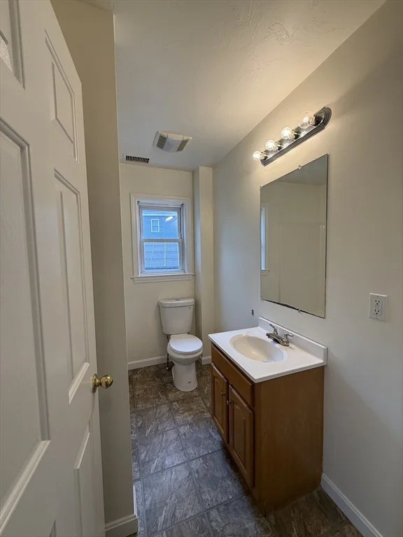 2 bed, 1 bath apartment for rent at 229 Rollstone Unit 2, Fitchburg — photo 9 of 14