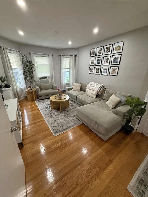3 bed, 1 bath apartment for rent at 229 Spring St Unit 2, Medford — photo 12 of 19
