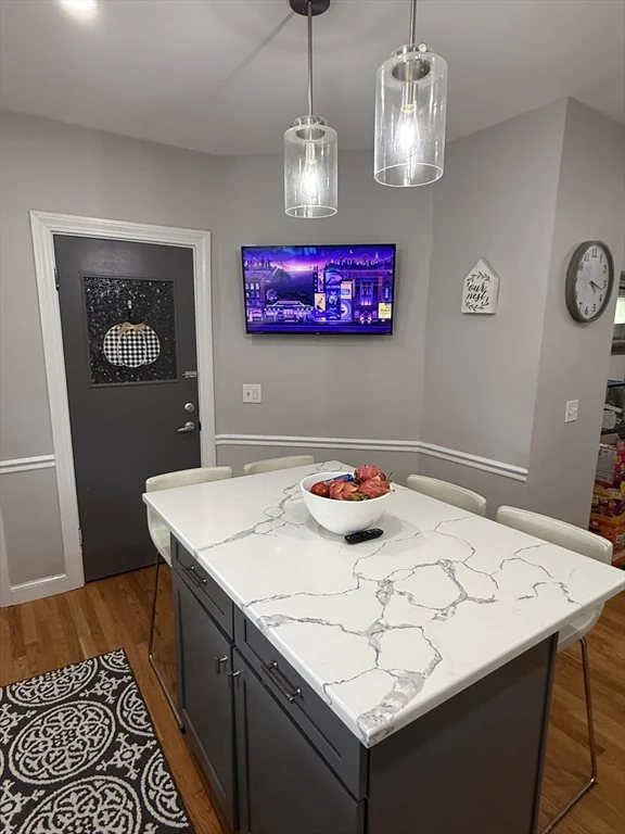 3 bed, 1 bath apartment for rent at 229 Spring St Unit 2, Medford — photo 3 of 19