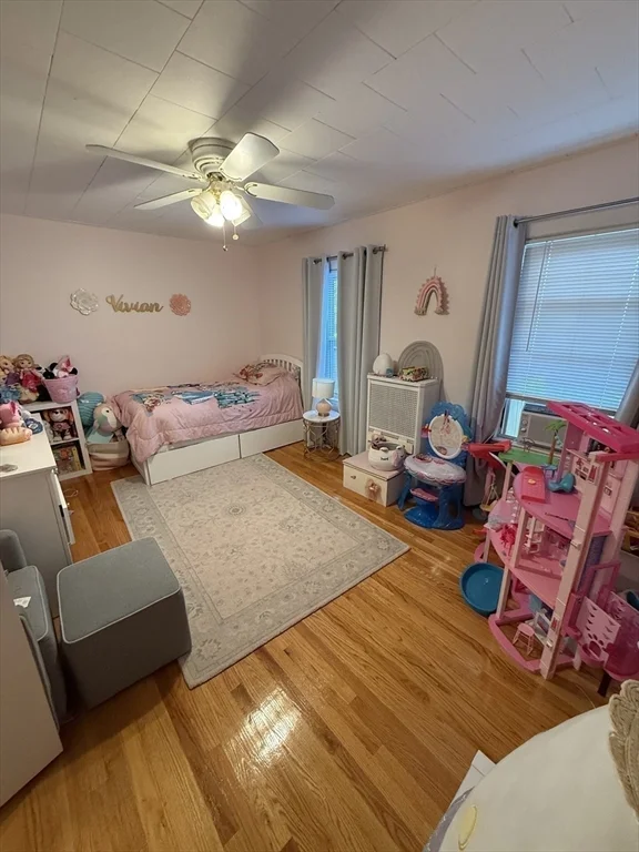 3 bed, 1 bath apartment for rent at 229 Spring St Unit 2, Medford — photo 17 of 19