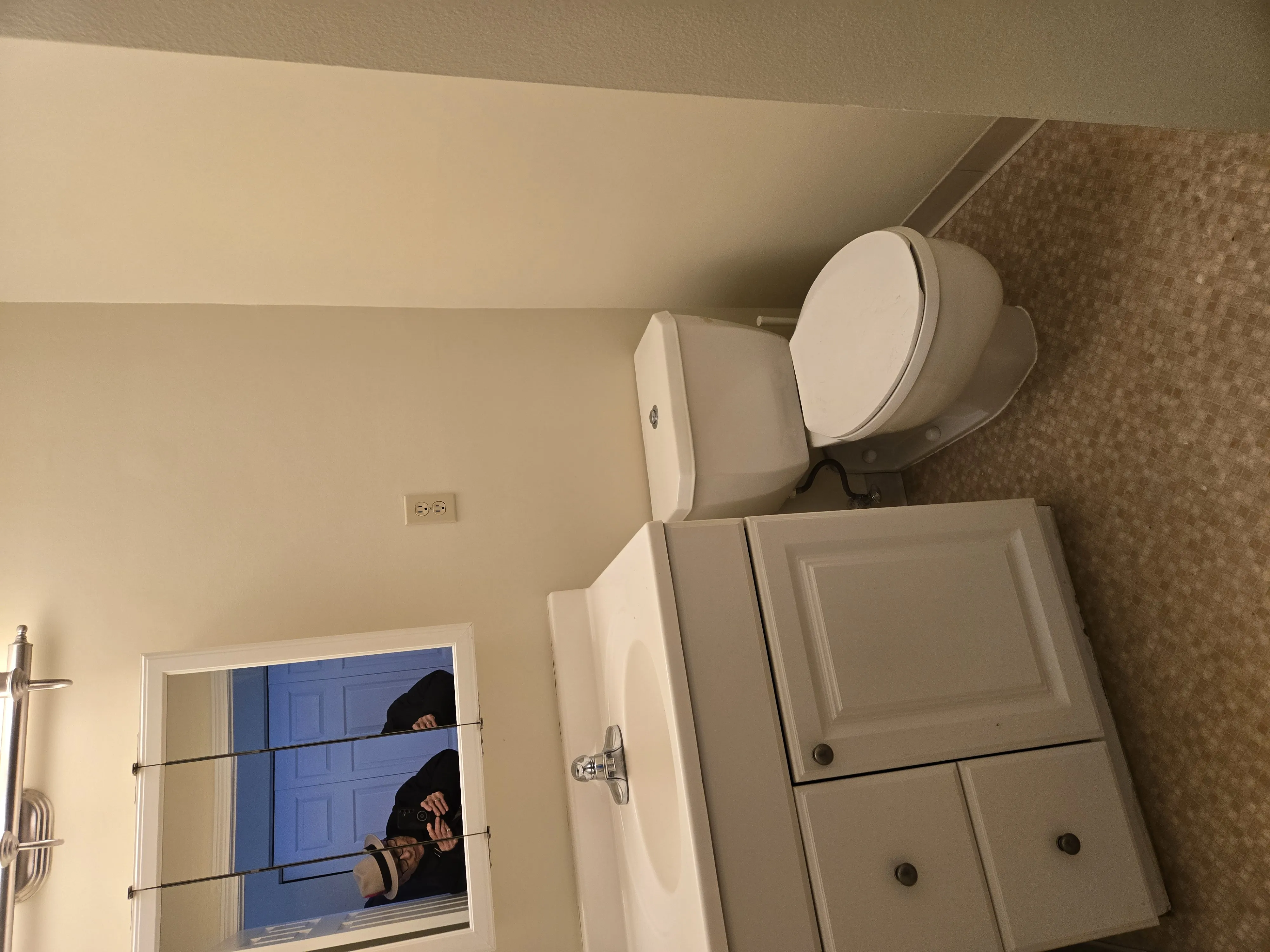 2 bed, 1 bath apartment for rent at 2291 Washington St Unit A, Newton Lower Falls — photo 9 of 11