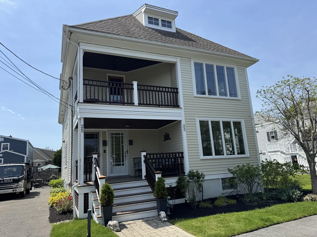 2 bed, 1 bath apartment for rent at 23-25 Bates Rd Unit 25, Swampscott — photo 1 of 18