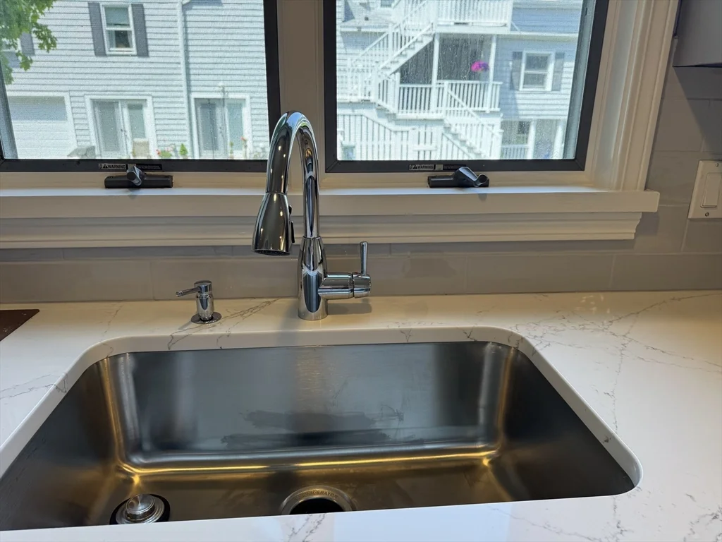 2 bed, 1 bath apartment for rent at 23-25 Bates Rd Unit 25, Swampscott — photo 13 of 18