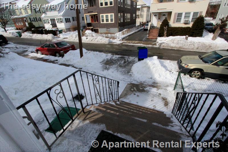 3 bed, 1 bath apartment for rent at 23-25 Bonner Ave Unit 1, Tufts — photo 2 of 28