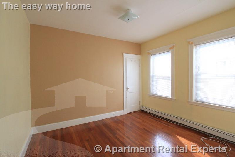 3 bed, 1 bath apartment for rent at 23-25 Bonner Ave Unit 1, Tufts — photo 14 of 28