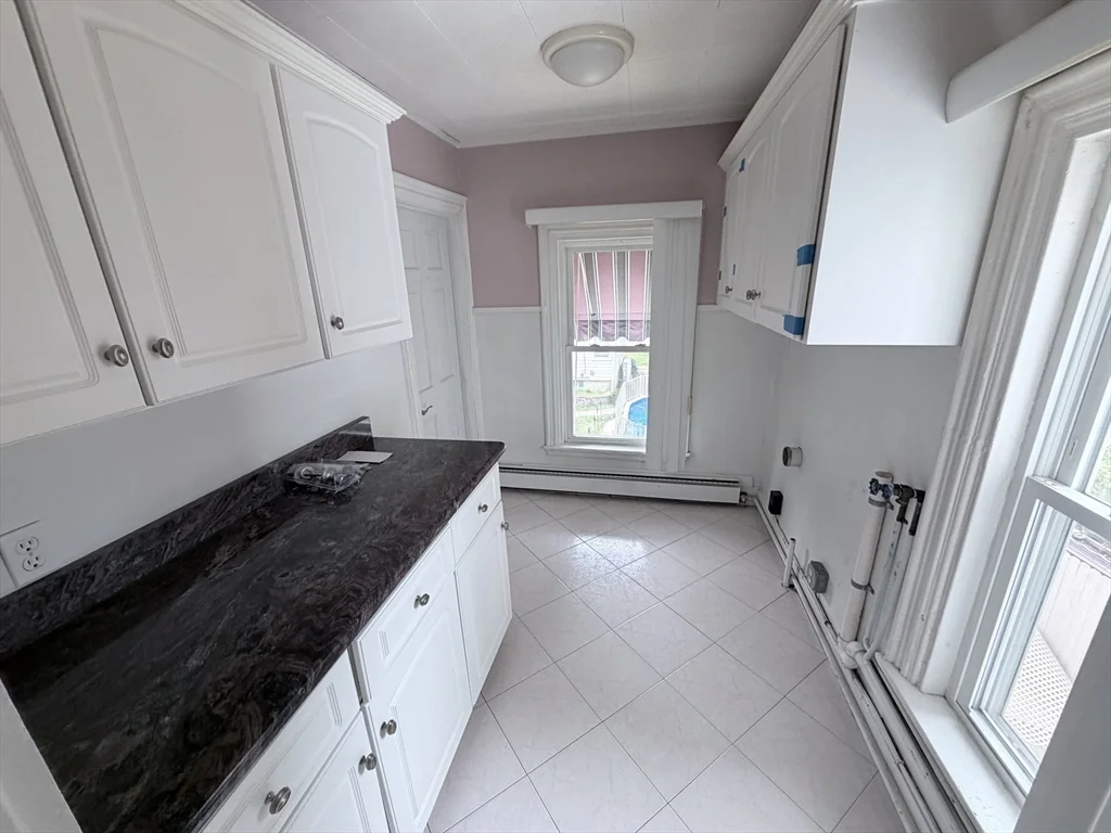 3 bed, 1 bath apartment for rent at 23-25 Church St Unit 25, Malden — photo 7 of 17