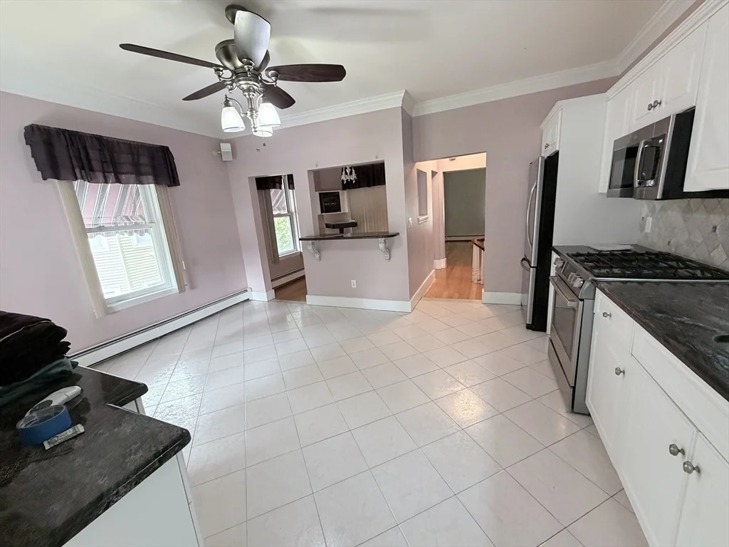 3 bed, 1 bath apartment for rent at 23-25 Church St Unit 25, Malden — photo 6 of 17