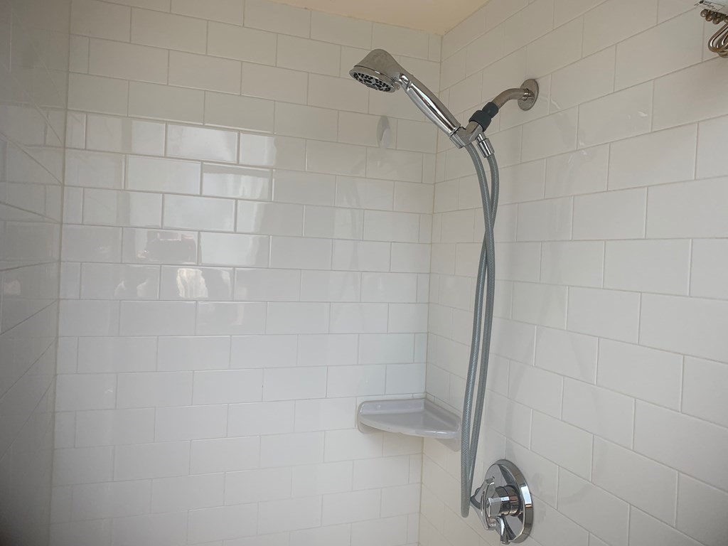 1 bed, 1 bath apartment for rent at 23-25 Cohasset Unit 2, Roslindale — photo 12 of 17