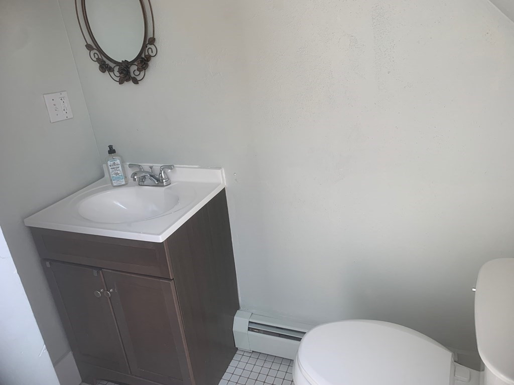 1 bed, 1 bath apartment for rent at 23-25 Cohasset Unit 2, Roslindale — photo 13 of 17