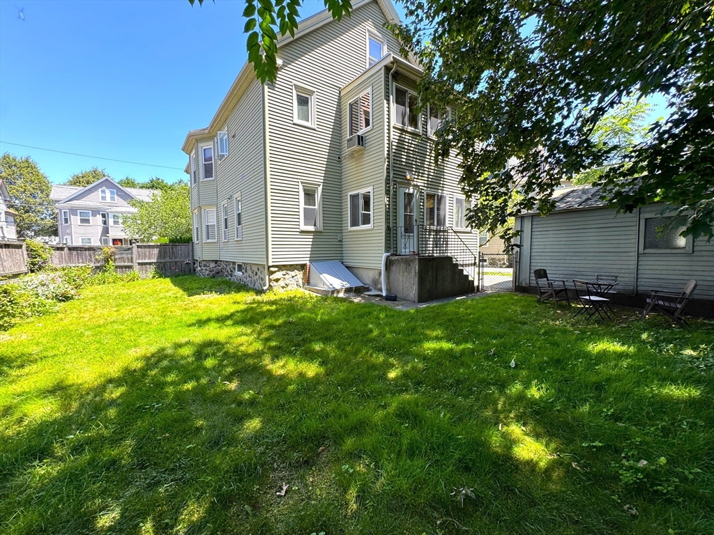 4 bed, 1 bath apartment for rent at 23-25 Fuller St Unit 2, Waltham — photo 23 of 23