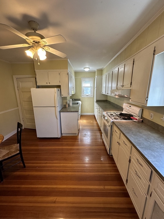 4 bed, 1 bath apartment for rent at 23-25 Fuller St Unit 2, Waltham — photo 2 of 23
