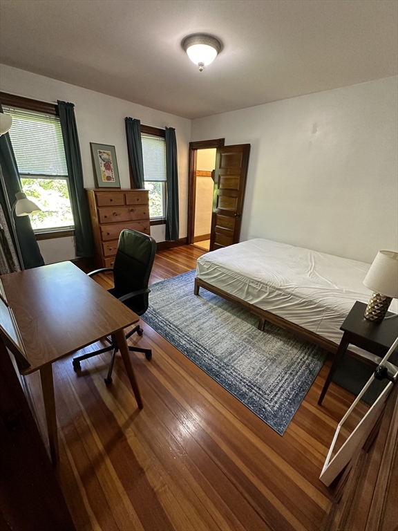 4 bed, 1 bath apartment for rent at 23-25 Fuller St Unit 2, Waltham — photo 7 of 23