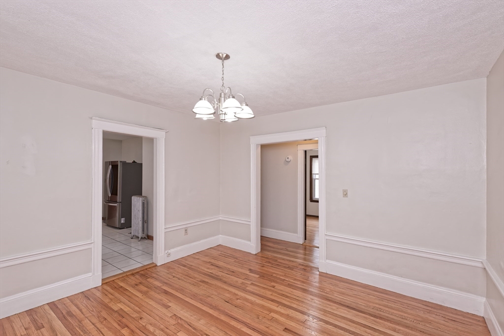3 bed, 1 bath apartment for rent at 23-25 St James Ter Unit 23, Newton — photo 20 of 34