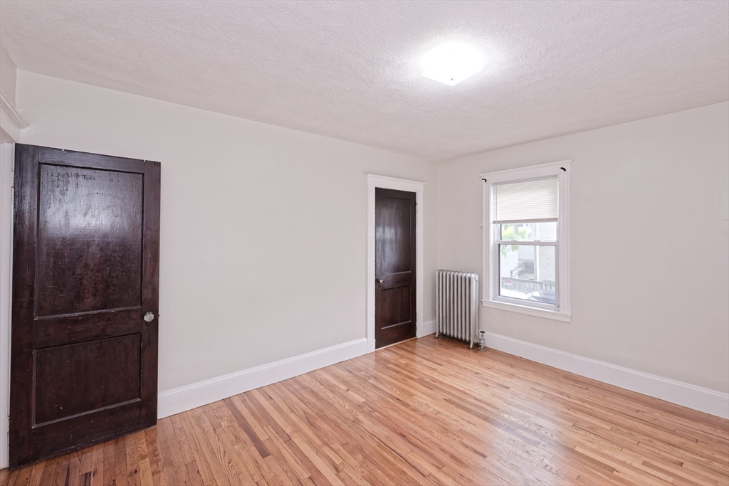 3 bed, 1 bath apartment for rent at 23-25 St James Ter Unit 23, Newton — photo 30 of 34