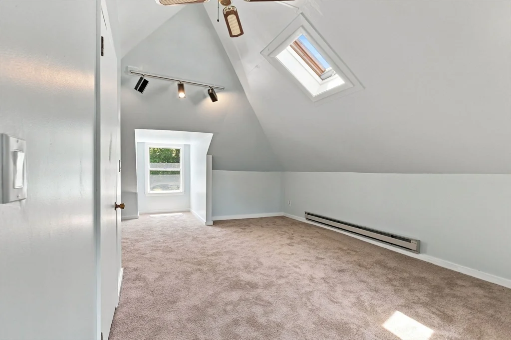 4 bed, 2 bath apartment for rent at 23-25 Suncrest Rd Unit 2, Hyde Park — photo 30 of 33