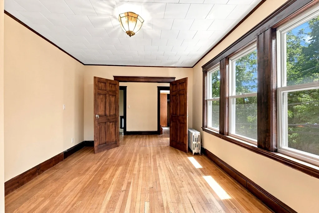 4 bed, 2 bath apartment for rent at 23-25 Suncrest Rd Unit 2, Hyde Park — photo 21 of 33