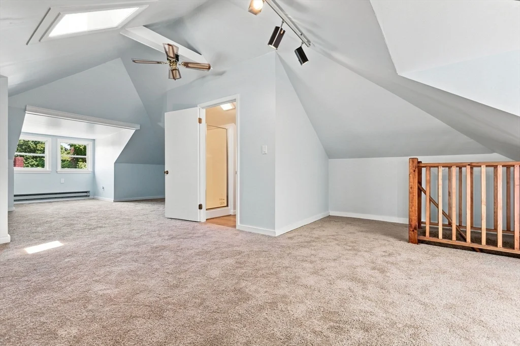 4 bed, 2 bath apartment for rent at 23-25 Suncrest Rd Unit 2, Hyde Park — photo 29 of 33