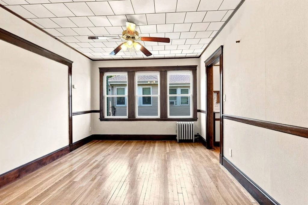 4 bed, 2 bath apartment for rent at 23-25 Suncrest Rd Unit 2, Hyde Park — photo 17 of 33