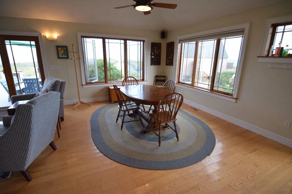 3 bed, 2 bath apartment for rent at 23 53rd Unit WINTER, Plum Island — photo 8 of 19