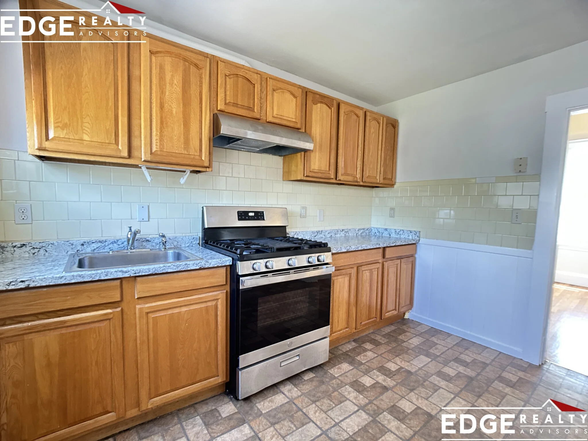3 bed, 1 bath apartment for rent at 23 Allston St Unit 1, Brighton — photo 2 of 8