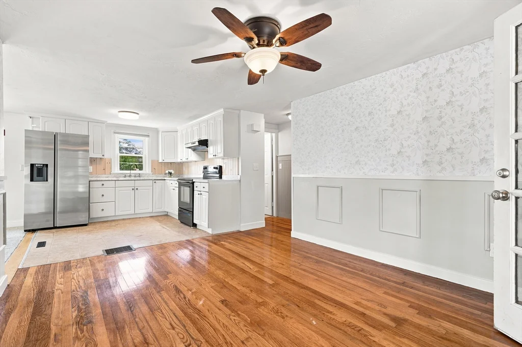 3 bed, 1 bath apartment for rent at 23 Ames Ave Unit A, Wrentham — photo 19 of 26