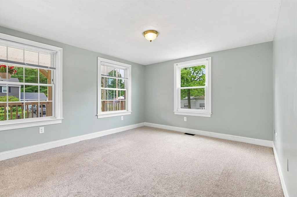 3 bed, 1 bath apartment for rent at 23 Ames Ave Unit A, Wrentham — photo 12 of 26