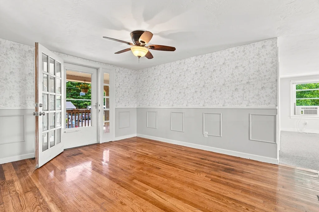 3 bed, 1 bath apartment for rent at 23 Ames Ave Unit A, Wrentham — photo 3 of 26