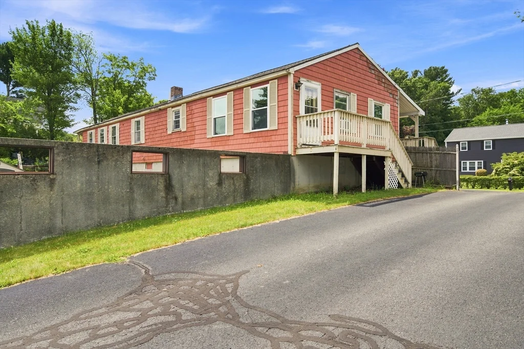 3 bed, 1 bath apartment for rent at 23 Ames Ave Unit A, Wrentham — photo 22 of 26