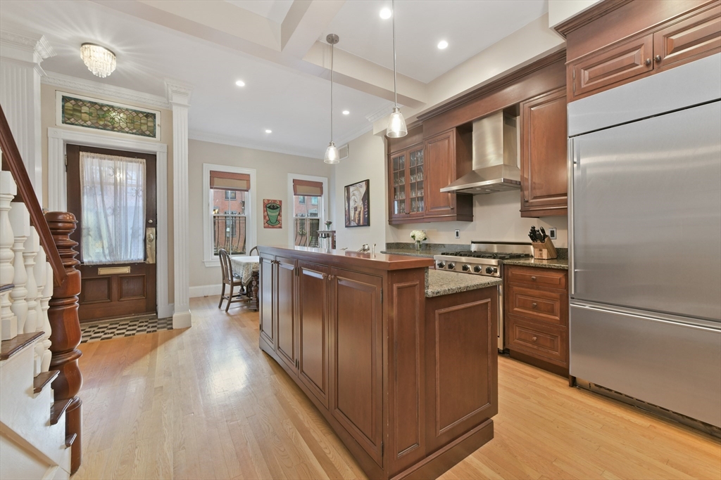 3 bed, 2 bath apartment for rent at 23 Appleton Unit 2, South End — photo 4 of 22