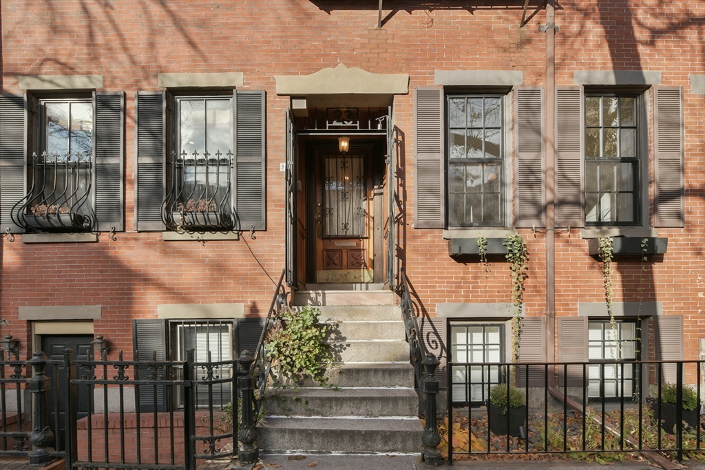 3 bed, 2 bath apartment for rent at 23 Appleton Unit 2, South End — photo 21 of 22
