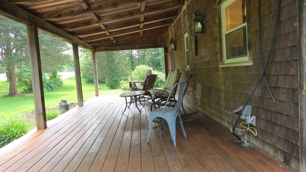 3 bed, 1 bath apartment for rent at 23 Archelaus Pl, West Newbury — photo 15 of 16