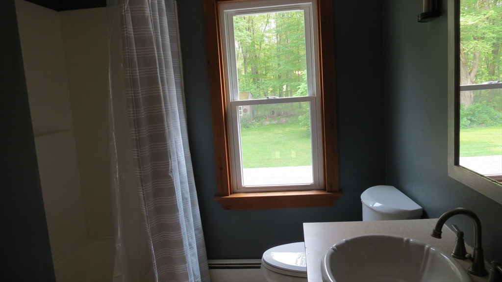3 bed, 1 bath apartment for rent at 23 Archelaus Pl, West Newbury — photo 12 of 16