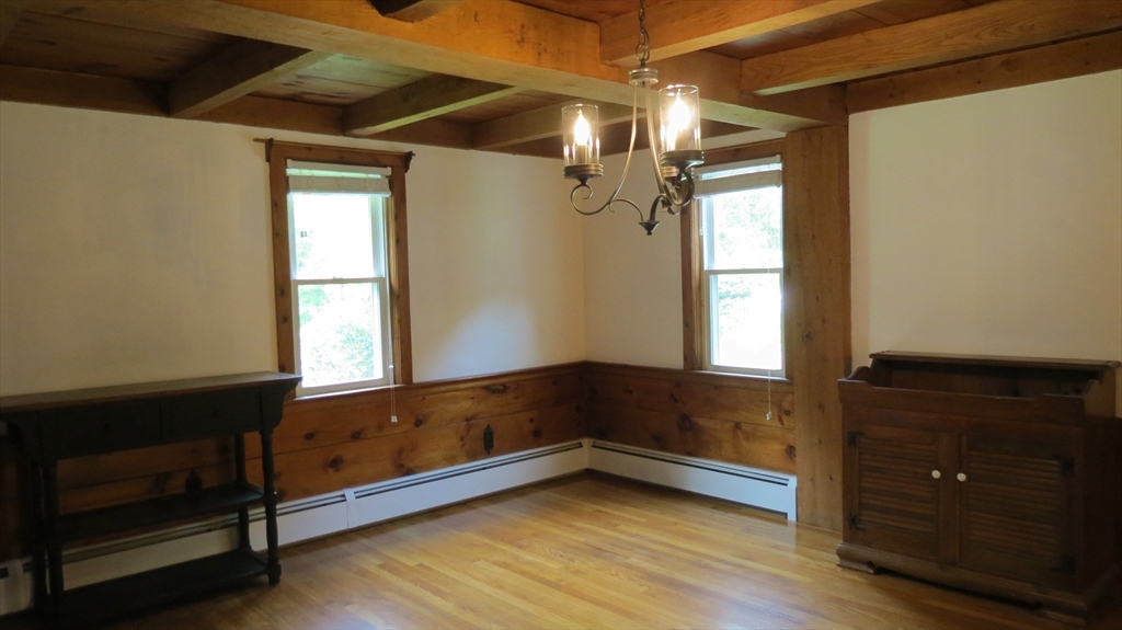 3 bed, 1 bath apartment for rent at 23 Archelaus Pl, West Newbury — photo 13 of 16