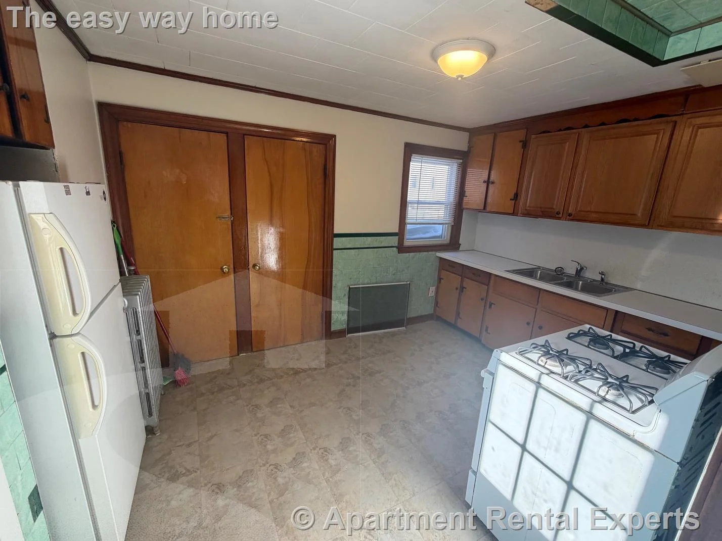 1 bed, 1 bath apartment for rent at 23 Ashland St Unit 1, Malden Center — photo 2 of 12