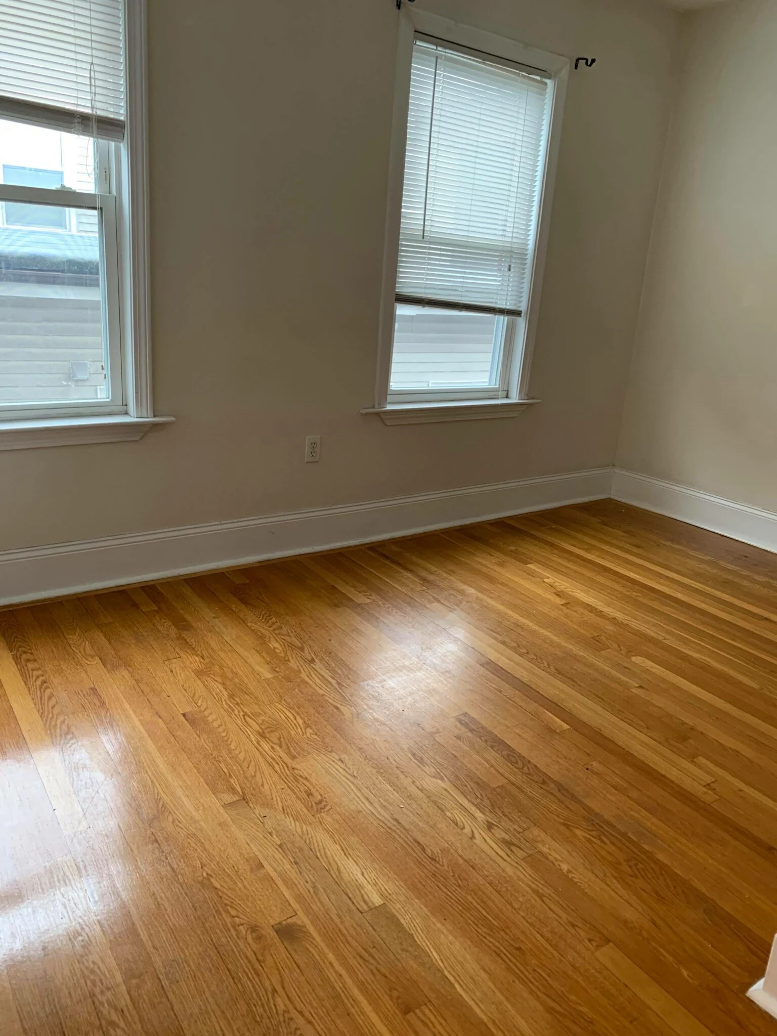 3 bed, 2 bath apartment for rent at 23 Aspinwall Ave Unit 4, Central Village — photo 6 of 8