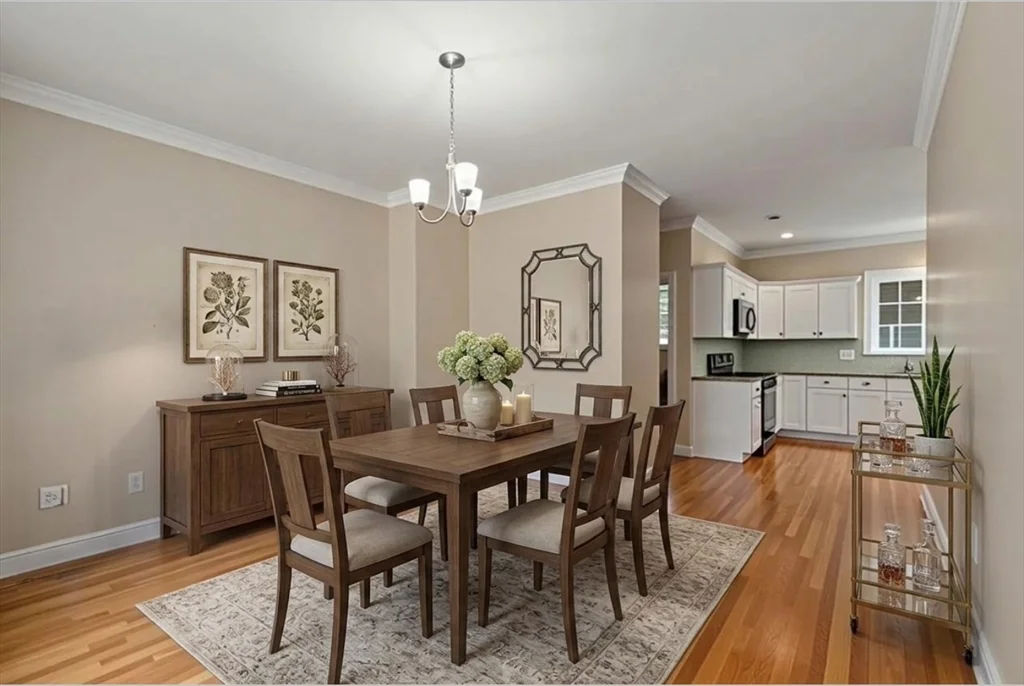 4 bed, 2 bath apartment for rent at 23 Basswood Ave, Sudbury — photo 11 of 29